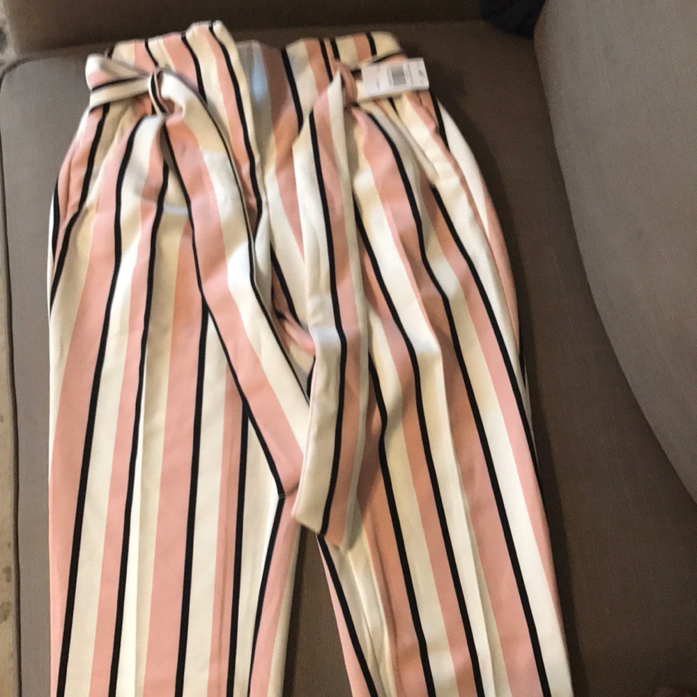 Women’s Small loose fit dress pants